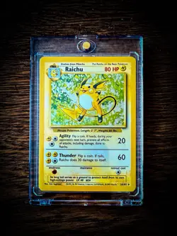 Pokemon TCG Raichu 14/102 Holo Rare Base Set Unlimited WOTC 1999 Vintage LP/NM - Image 2