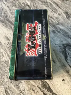 YU-GI-OH! COLLECTORS TIN - ONLY 2002 RARE BLACK SKULL DRAGON 53334284394 - Image 3