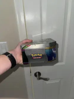 Pokemon Lot with Tim Can. Random Pokemon Cards over 100 - Image 4