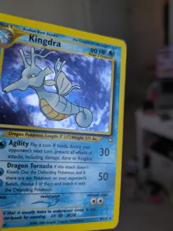 Kingdra Neo Genesis Holo Rare Card 8/111 -HP/Damaged - Pokemon - Image 3