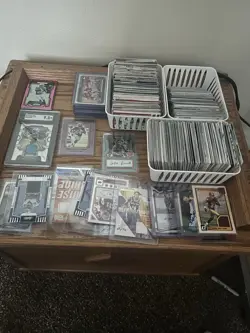 Lot Of 30 Sports Cards Case Hits In Every Lot All Sports Rookies And Inserts - Image 1