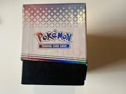 Pokemon TCG Prismatic Evolutions EMPTY ETB with sleeves, dice and energy pack - Image 3