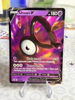 Pokemon Unown v Silver Tempest Holo Ultra Rare TCG Card 065/195 NM - Image 1
