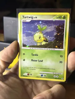 Turtwig (Holo Swirl) - (103/130) Promo [2007] Cosmos Holo - Pokemon Card - LP - Image 3
