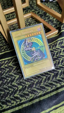 Yu-Gi-Oh Dark Magician SDY-006 Faded - Image 1