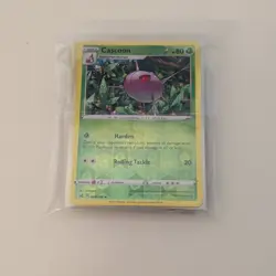 Lot of 30 Pokemon Cards from the S&S Lost Origin Set - Image 1