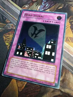 Yugioh - Hero Signal - TLM-EN049 - Ultimate Rare - Unl Ed - Heavily Played - Image 2