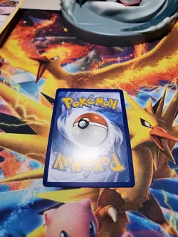 2021 Pokemon TCG - Evolving Skies - Glaceon VMAX 41/203 - Snowflake Stamp - Image 3