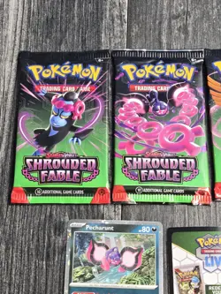 Pokemon Scarlet And Violet—Shrouded Fable Three-Booster Pack and Promo Card Blis - Image 3