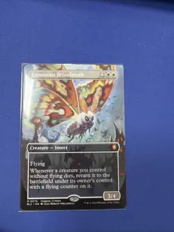 Luminous Broodmoth (Borderless) Commander: Bloomburrow Regular - Image 1