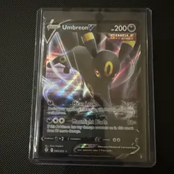 Pokemon TCG Umbreon v Evolving Skies Holo Ultra Rare Card 094/203 NM - Image 1