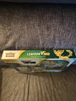 2022 Pokemon Leafeon VStar Special Collection Box Sealed Pokemon - Image 3
