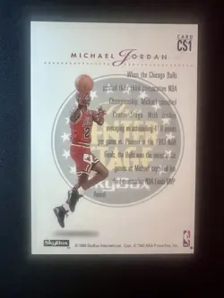 1993 SKYBOX CENTER STAGE MICHAEL JORDAN #CS1 CHICAGO BULLS - Image 4
