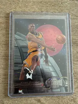 1997-98 Metal Universe - Kobe Bryant #81 Rare LA Lakers HOF 🏀🏀🏀 - Image 2