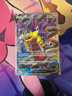 Pokemon TCG - Giratina V Sword & Shield - Lost Origin 185/196 Holo UR 2022 - Image 2