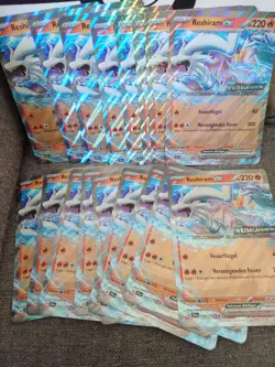 17 x Pokemon TCG XXL-Promo-Karten Reshiram stamped Reisegefahrten, JTGDE 030/159 - Image 1