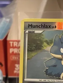 Munchlax Diamond & Pearl Pokemon LP-MP Reverse Holo 33/130 - Image 3