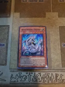 YUGIOH TCG DIVINE DRAGON EXCELION SO1-EN033 SUPER UNLIMITED EDITION LP - Image 1