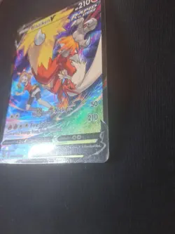 Blaziken V TG14/TG30 Holo V Rare Silver Tempest Trainer Gallery Pokemon - Image 3
