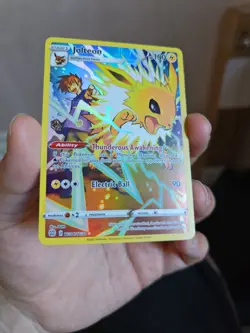 Pokemon TCG Jolteon TG04/TG30 Swsh09 Trainer Gallery Holo Card Brilliant Stars - Image 3