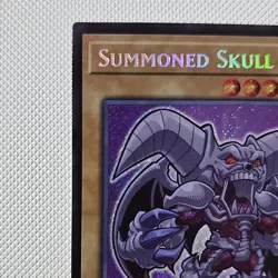 Summoned Skull BLGG-EN001 Battles of Legend: Glorious Gallery 1st Edition - Image 3