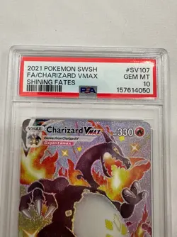 2021 POKEMON SWORD & SHIELD SHINING FATES #SV107 FULL ART/CHARIZARD VMAX PSA 10 - Image 3