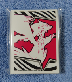 Pokemon 5 pack of Reshiram White Flare ETB Card Sleeves with Extras - Image 3