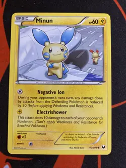 Minun 40/108 Common Dark Explorers LP Pokemon Card - Image 1