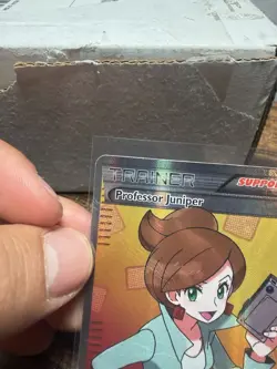 Professor Juniper (116 Full Art) 116/116 Plasma Freeze Holo - Image 2