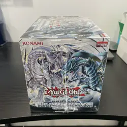 Yu-Gi-Oh Saga of the Blue-Eyes White Dragon Structure Deck Box ( 8 Decks ) - Image 2