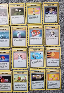Pokemon TCG - WOTC - C/UC/R 23 Card Trainer Bundle. - Image 3
