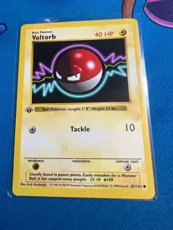 Voltorb #67/102 1st Ed Shadowless Base Pokemon TCG Card LP WOTC - Image 1