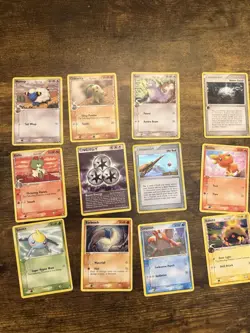 2006 Vintage Lot Of 12 Pokemon Cards Holon Phantoms Dragon Frontiers - Image 1