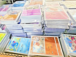 500 Chinese Pokemon Cards Bulk Lot - C/UC + 5 HOLOS NM (US SELLER) - Image 1