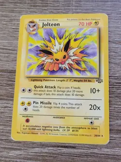 Jolteon Jungle 20/64 Pokemon Card MP - Image 1