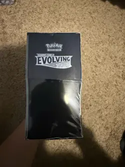 FACTORY SEALED POKEMON TCG: Evolving Skies Elite Trainer Box - Sylveon - Image 2