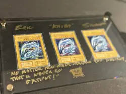 Konami Yu-Gi-Oh! 25th Anniversary Blue-Eyes Autographed 4 Card Holo JP - Image 2