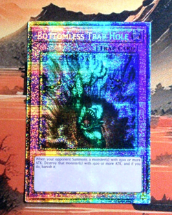 YuGiOh! Bottomless Trap Hole MP25-EN018 1st Edition NM STR - Image 1