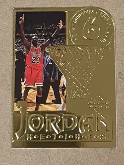 1999 UPPER DECK JORDAN RETIRES! GOLD CARD 22 KT - MICHAEL JORDAN #D 5562/24500 - Image 1