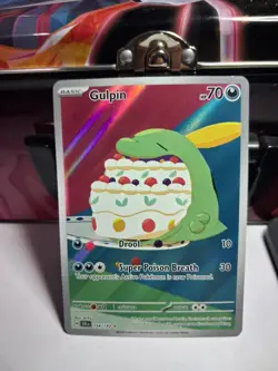 Pokemon Gulpin 154/142 Stellar Crown Illustration Rare Full Art Holo in Sleeve - Image 1