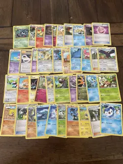 Lot Of 100 Pokemon Cards Collection Damaged/wear - Image 5