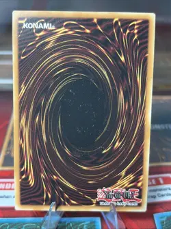 Yu-Gi-Oh Dark Magician RP01-EN003 Retro Pack Ultra Rare Holo Staple Yugi NM - Image 2