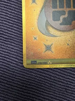 Pokemon TCG Pokemon SV1 Basic Fighting Energy Holo Gold 258/198 - Image 3