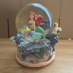 VTG Disney Musical Snowglobe The Little Mermaid "Under the Sea" Works - Image 1