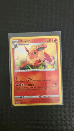 Flareon SWSH041 Black Star Promo Pokemon Card TCG - Image 1