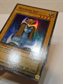 Mystical Elf LOB-E050 Super Rare 1st Edition ERROR SLIGHT FOIL SHIFT Yugioh 2048 - Image 2