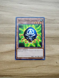 Yu-Gi-Oh! - Skull-Mark Ladybug 1x - Near Mint (NM) - IOC-EN079 - Image 3