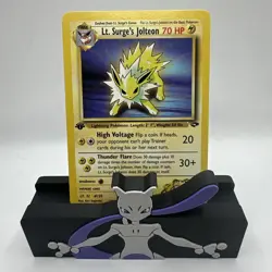 2000 Pokemon Gym Challenge 1st Edition Lt. Surge's Jolteon #28/132 - Image 1