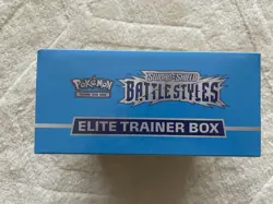 Brand New/Sealed Pokemon Blue Elite Trainer Box/ETB Sword & Shield Battle Styles - Image 3