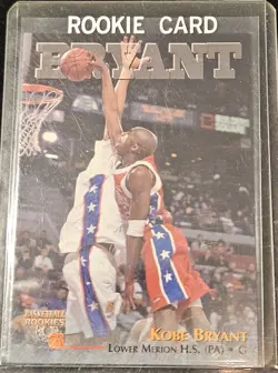 1996 Score Board Basketball Rookies Kobe Bryant #15 (RC) - Image 1
